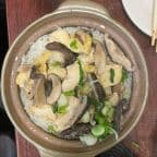 Best Mushroom & Chicken Claypot Rice 冬菇鸡煲仔饭 in Boston, MA